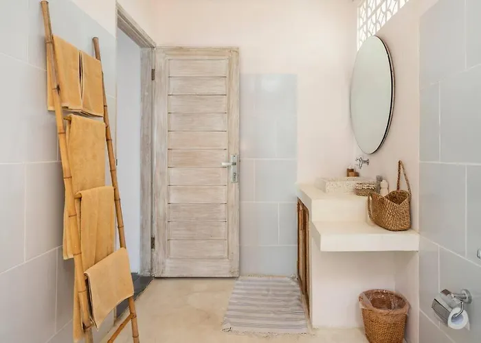 Hart - Cosy And 3br With Pool *