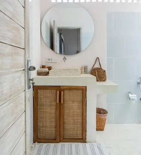 Villa Hart - Cosy And 3br With Pool Canggu
