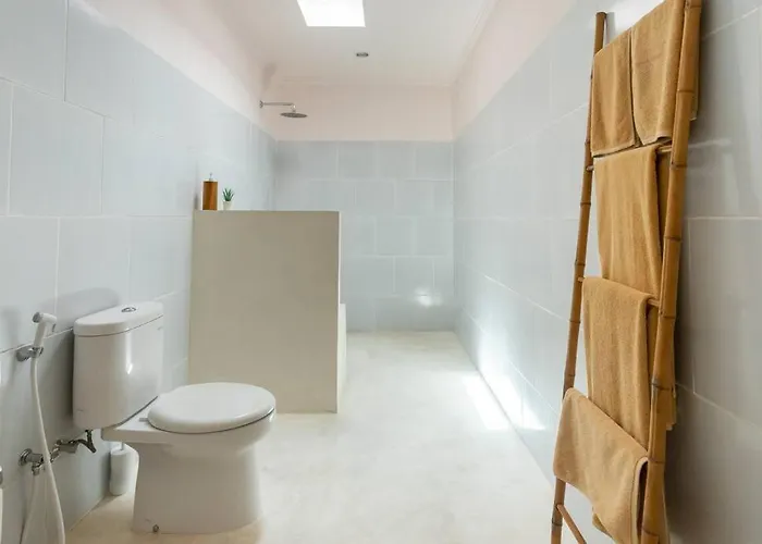Hart - Cosy And 3br With Pool